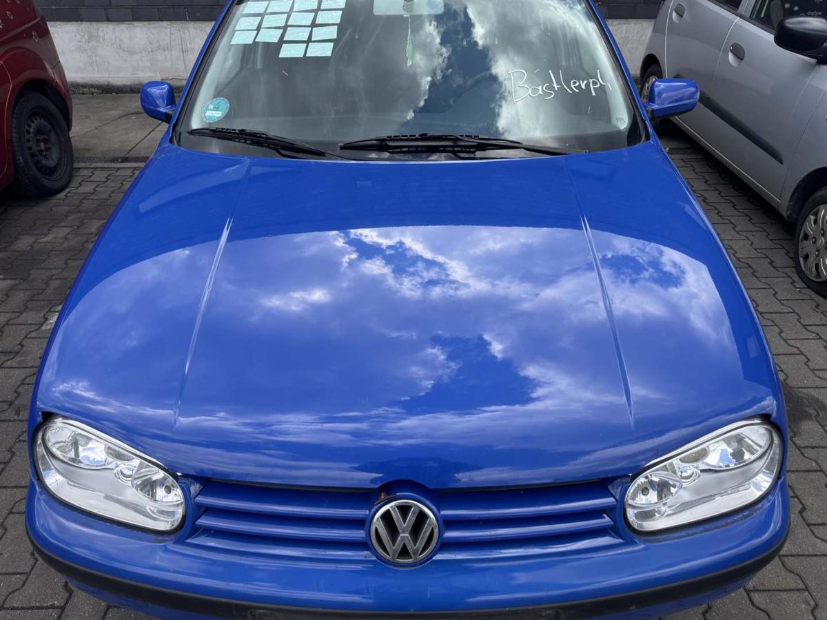VW Golf 4 original Motorhaube LA5C Surfblau Bj.2001